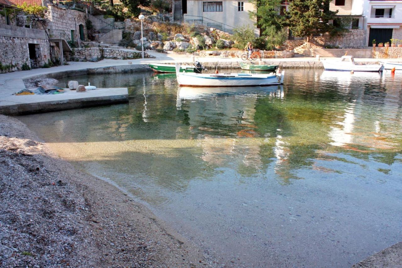 Apartments By The Sea Basina, Hvar - 116 Vrboska Dış mekan fotoğraf
